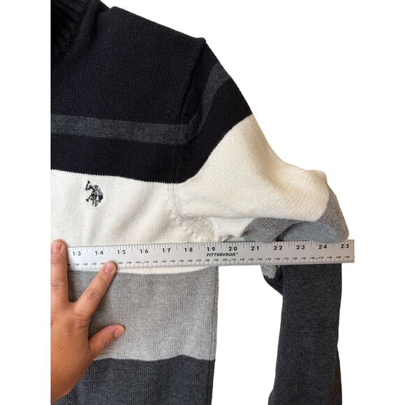 U.S. Polo Assn. Mens Medium Quarter-Zip Striped Sweater - Picture 5 of 6
